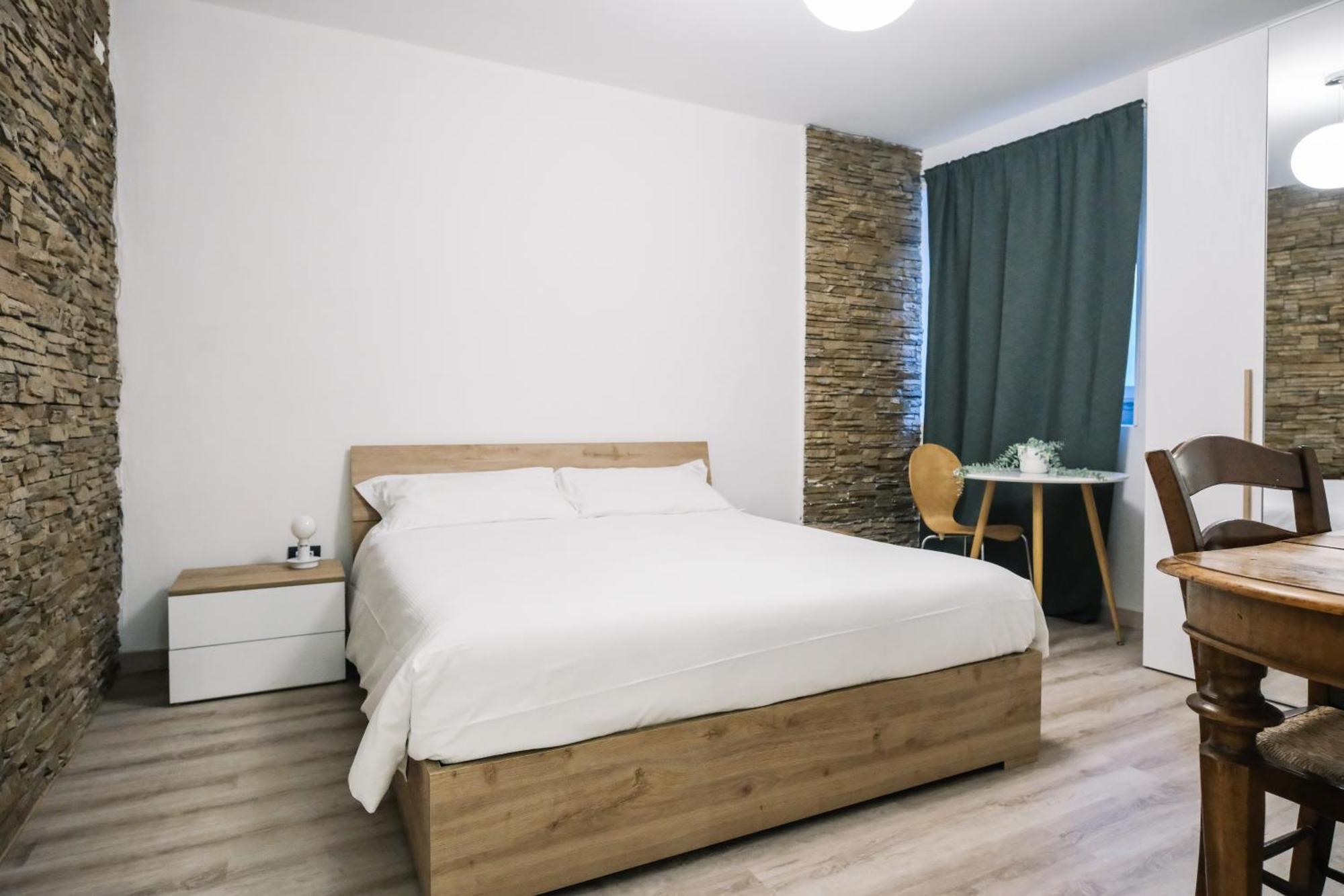 Flora Inn, Scotti'S House - Due Passi In Centro Бергамо Екстериор снимка